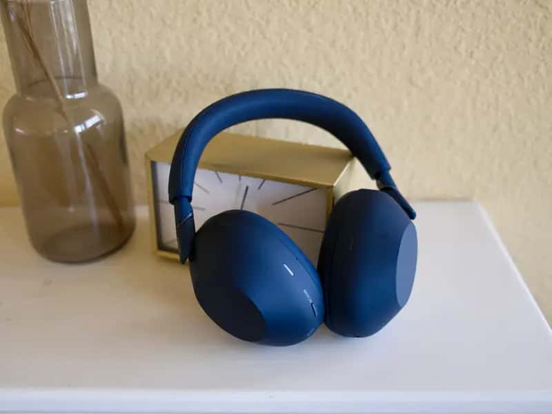 sony-headphones.webp